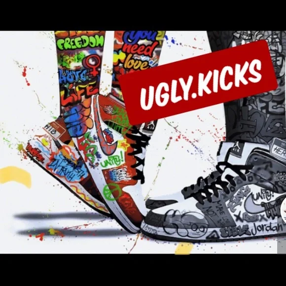 UGLYKICKS LIVE RIGHT NOW! - Picture 2 of 2